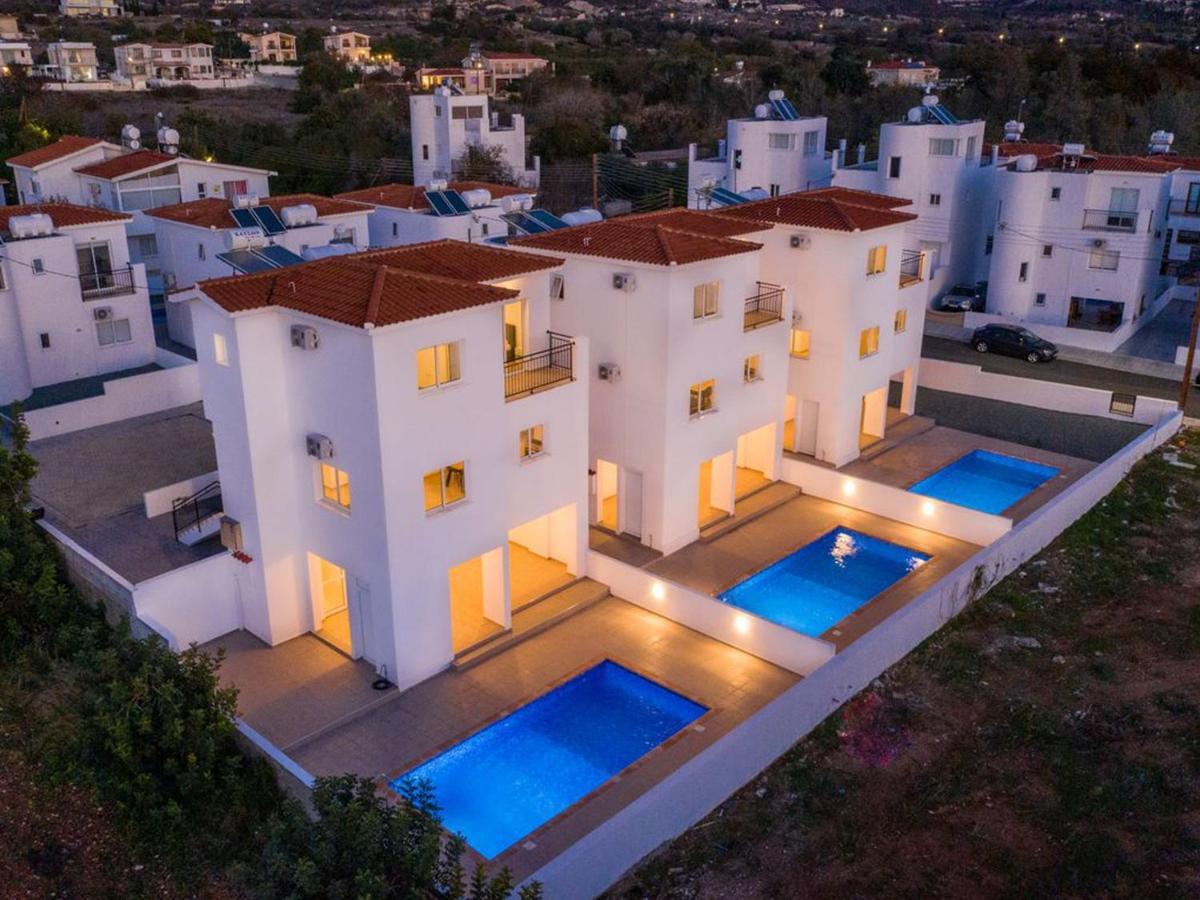Sanders White Mountains Pool Villa Paphos